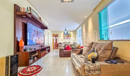 Apartamento à venda no Coração Eucarístico com 176m² e 3 dormitórios/quartos disponíveis