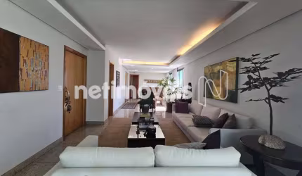 Apartamento à venda no Sion com 178m² e 4 dormitórios/quartos disponíveis.