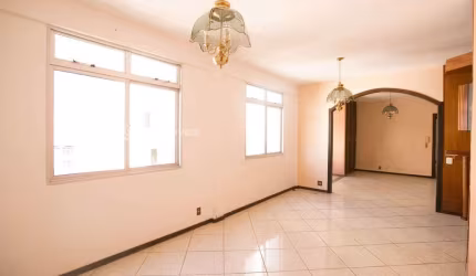 Apartamento à venda no bairro Cruzeiro com 140 m² e 3 dormitórios/quartos.