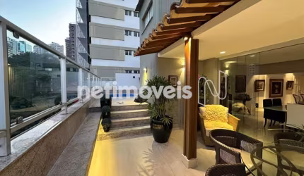 Apartamento cobertura à venda no bairro Luxemburgo com 450 m² e 4 dormitórios/quartos.