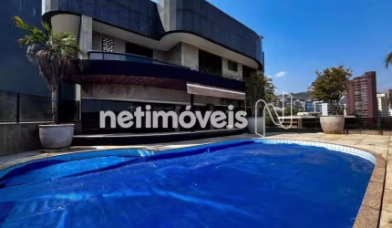 Cobertura à venda no bairro Serra com 452 m² e 4 dormitórios/quartos.