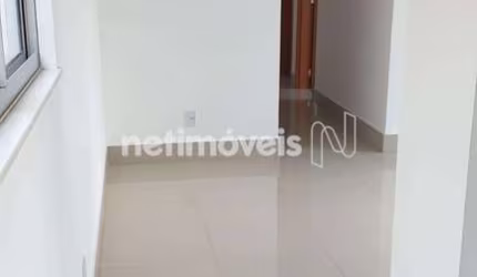Apartamento à venda no bairro Sagrada Família com 81m² e 3 dormitórios/quartos.