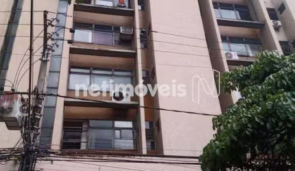 Escritório à venda no bairro Santo Antônio com área de 91 m² à sua disposição.
