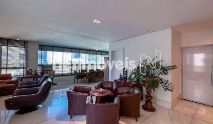 Apartamento à venda em Santo Agostinho com 230 m² e 4 dormitórios/quartos disponíveis