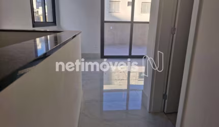 Cobertura à venda no bairro Buritis com 146 m² e 3 dormitórios/quartos disponíveis.