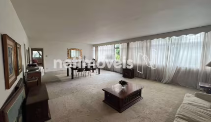 Apartamento à venda no bairro Lourdes com 5 dormitórios/quartos e 250 m².