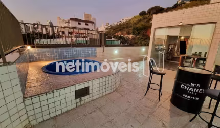 Cobertura à venda no bairro Buritis com 180 m² e 3 dormitórios/quartos disponíveis.