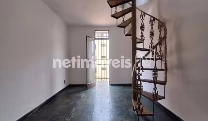 Cobertura à venda com 180m², 4 quartos no bairro Coração Eucarístico