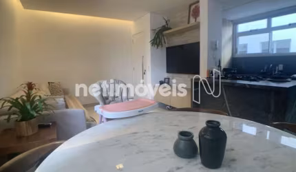 Apartamento à venda no bairro Cruzeiro com 81 m² e 3 dormitórios/quartos disponíveis.