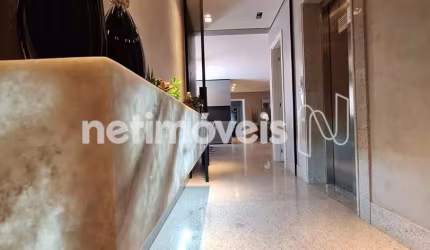 Apartamento à venda no bairro Santa Lúcia com 4 dormitórios e 198 m² de área útil.