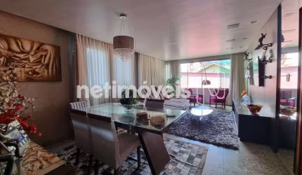 Apartamento à venda em Santa Efigênia com 3 dormitórios e 117 m² de área útil