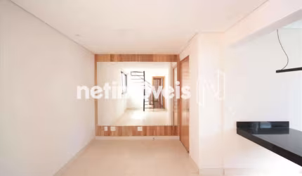 Cobertura de 120m² para aluguel no bairro Sion com 2 dormitórios.