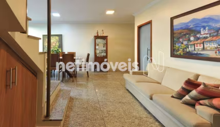 Cobertura à venda no bairro Santo Antônio com 210m² e 4 dormitórios/quartos.