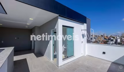 Apartamento cobertura à venda no bairro Prado com 140 m² e 3 dormitórios/quartos.