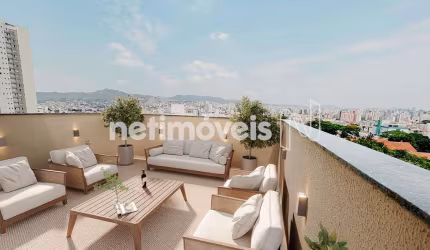 Apartamento cobertura à venda no bairro Sagrada Família com 124 m² e 2 dormitórios.