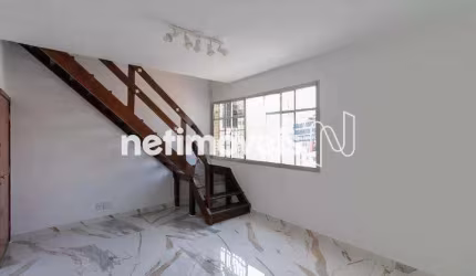 Apartamento cobertura à venda no bairro Santo Antônio com 115 m² e 3 dormitórios/quartos.