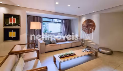 Apartamento à venda no bairro Lourdes com 4 dormitórios/quartos e 200 m².