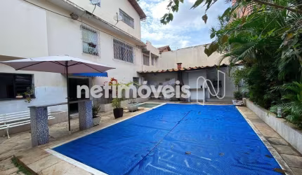 Casa residencial à venda no bairro Prado com 368 m² e 8 dormitórios/quartos disponíveis.