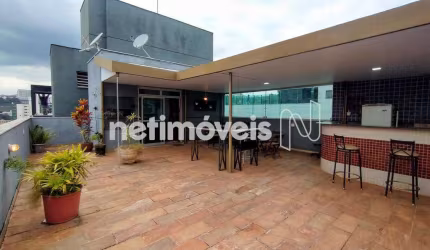 Cobertura à venda no bairro Buritis com 200 m² e 3 dormitórios/quartos disponíveis