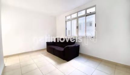 Apartamento à venda no bairro Santa Lúcia com 3 dormitórios e 100 m² de área útil.