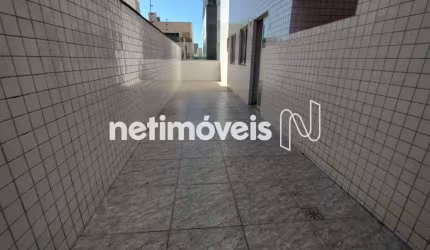 Apartamento à venda no bairro Sagrada Família com 165 m² e 3 dormitórios/quartos