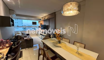 Apartamento à venda no bairro Sagrada Família com 84 m² e 3 dormitórios/quartos.
