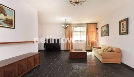 Apartamento à venda no bairro Funcionários com 200 m² e 4 dormitórios/quartos