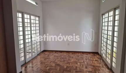 Apartamento à venda no Coração Eucarístico com 3 dormitórios e 117m² de área útil.