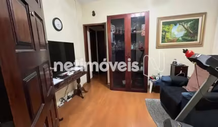 Apartamento à venda no Grajaú com 75m² e 2 dormitórios/quartos disponíveis.
