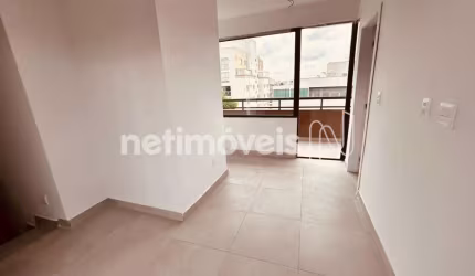 Apartamento cobertura à venda no bairro Sagrada Família com 121 m² e 3 dormitórios/quartos.