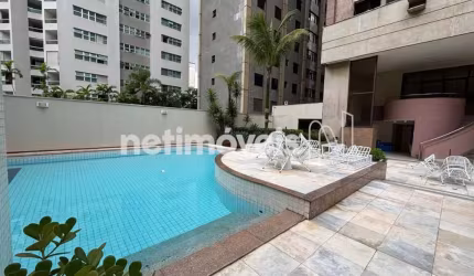 Apartamento à venda no bairro Lourdes com 325 m² e 4 dormitórios/quartos disponíveis.