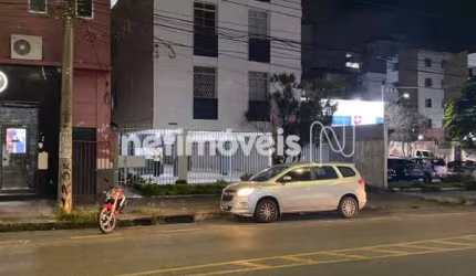 Apartamento à venda em Santa Efigênia com 121 m² e 3 dormitórios/quartos disponíveis.