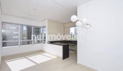 Apartamento à venda no bairro Lourdes, 85 m² com 3 dormitórios/quartos disponíveis.