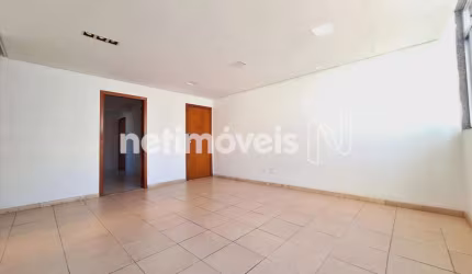 Apartamento para Aluguel em Grajaú - 78 m² e 3 dormitórios/quartos disponíveis