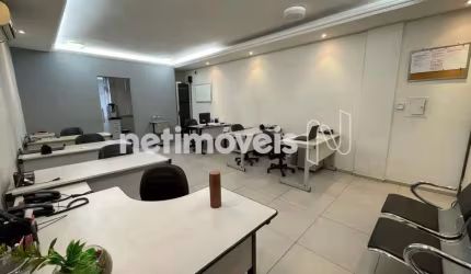 Escritório para Alugar no Bairro Santo Antônio com 91 m² de Área Útil disponível