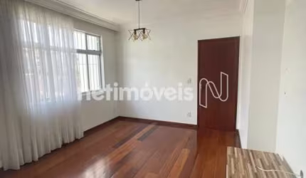 Apartamento à venda no bairro Santa Efigênia com 87 m² e 3 dormitórios/quartos.