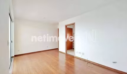 Apartamento à venda no bairro Buritis com 81 m² e 3 dormitórios/quartos disponíveis.