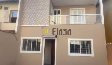 Casa Chácara Santo Antônio três dormitórios, duas suítes, quatro vagas!