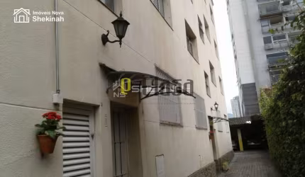 Apartamento metrô Brooklin :térreo ,2 dormitórios com suite ,sala , cozinha ,1 vaga