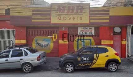 Casa residencial com salão em JD Irapiranga - Zona Sul