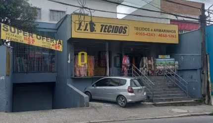 Prédio comercial para venda no centro de Itapecerica da Serra