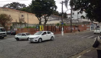 Terreno comercial para alugar na Rua Domingos de Paschoal, 184, Centro, Embu das Artes, 900 m2 por R$ 40.000