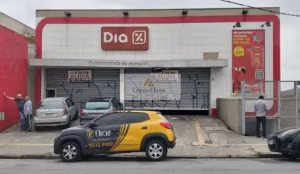 Casa comercial para alugar na Avenida Santiago Rodilha, 343, Veloso, Osasco, 950 m2 por R$ 15.000