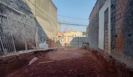 Construa o que quiser! Terreno de 125m² no  Jardim Casablanca - Zona Sul
