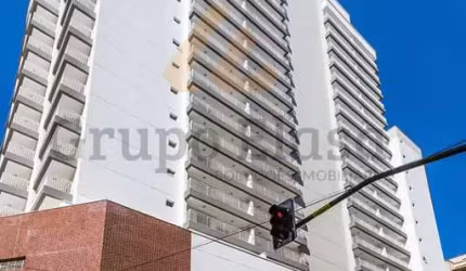 Apartamento de 48m² com 1 dormitório e sacada na República