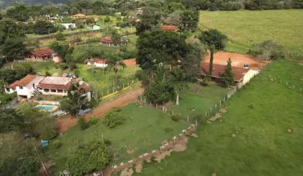 Chácara para Venda em Vargem, Condomínio Primavera, 3 dormitórios, 1 suíte, 2 banheiros, 10 vagas
