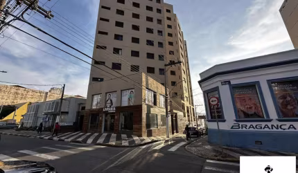 Apartamento para Venda em Bragança Paulista, Centro, 3 dormitórios, 1 suíte, 3 banheiros, 1 vaga