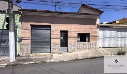 Casa para Venda em Bragança Paulista, Vila Santa Libânia, 2 dormitórios, 1 banheiro, 3 vagas