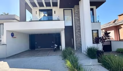 Casa para Venda em Bragança Paulista, Condomínio Vale das Águas, 4 dormitórios, 3 suítes, 5 banheiros, 4 vagas