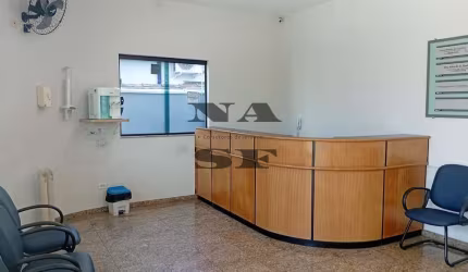 Sala Comercial  à venda 105M², Centro da cidade. Para área da saúde. Caraguatatuba - SP